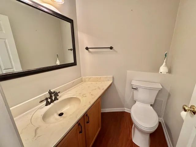 $2,700 | 58 West Briarwood Drive, Streamwood, IL 60107