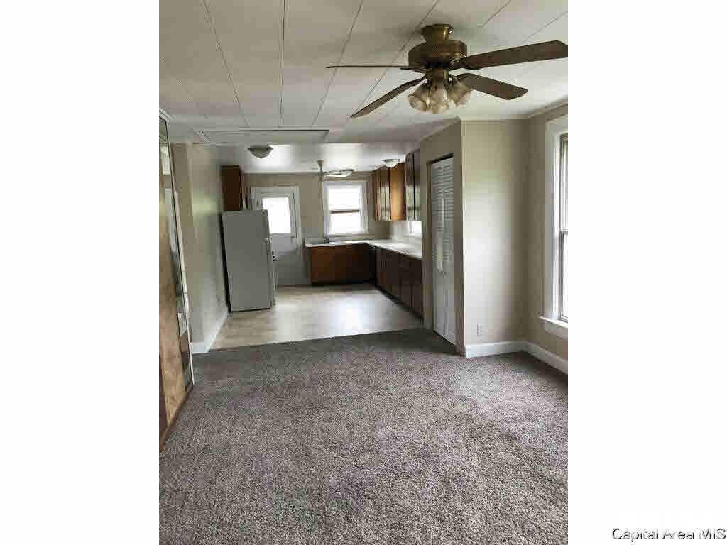 516 South MacArthur Boulevard Springfield, IL 62704 - Photo 15 of 32