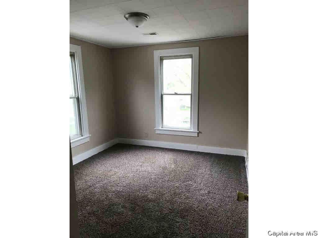 516 South MacArthur Boulevard Springfield, IL 62704 - Photo 18 of 32