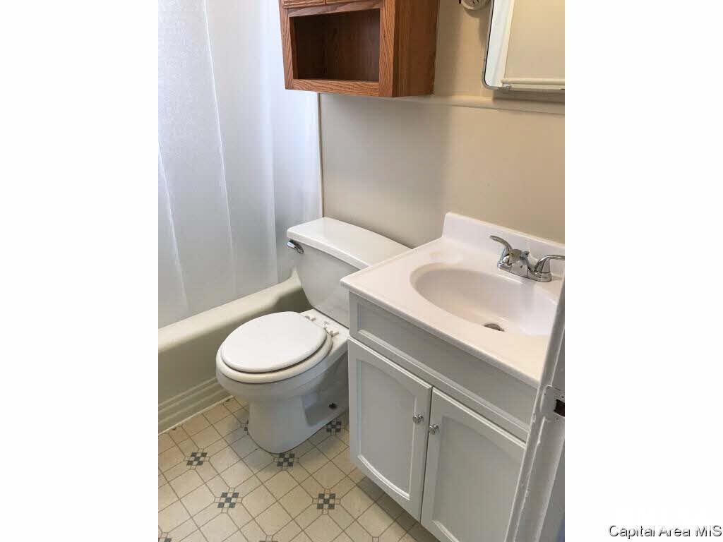 516 South MacArthur Boulevard Springfield, IL 62704 - Photo 19 of 32