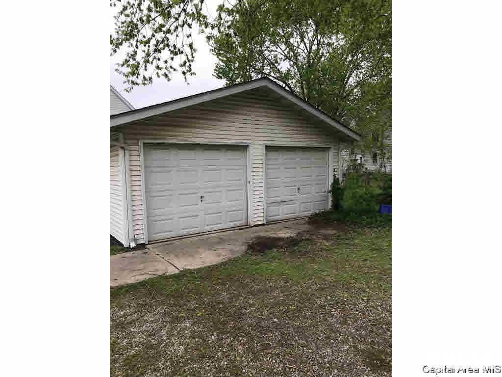 516 South MacArthur Boulevard Springfield, IL 62704 - Photo 29 of 32