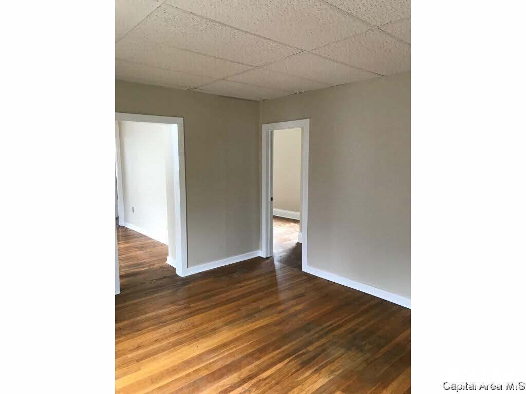 516 South MacArthur Boulevard Springfield, IL 62704 - Photo 10 of 32
