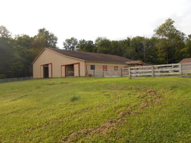 6931 Patton Road Centerburg, OH 43011 - Photo 3 of 40