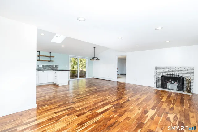 $364,900 | 79 Old Marlborough Road, East Hampton, CT 06424