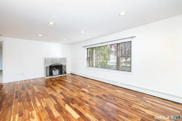 $364,900 | 79 Old Marlborough Road, East Hampton, CT 06424