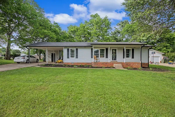 $234,999 | 804 3rd Street, Lawrenceburg, TN 38464