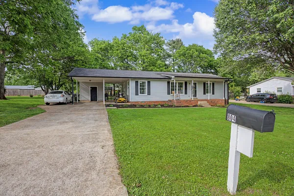 $234,999 | 804 3rd Street, Lawrenceburg, TN 38464
