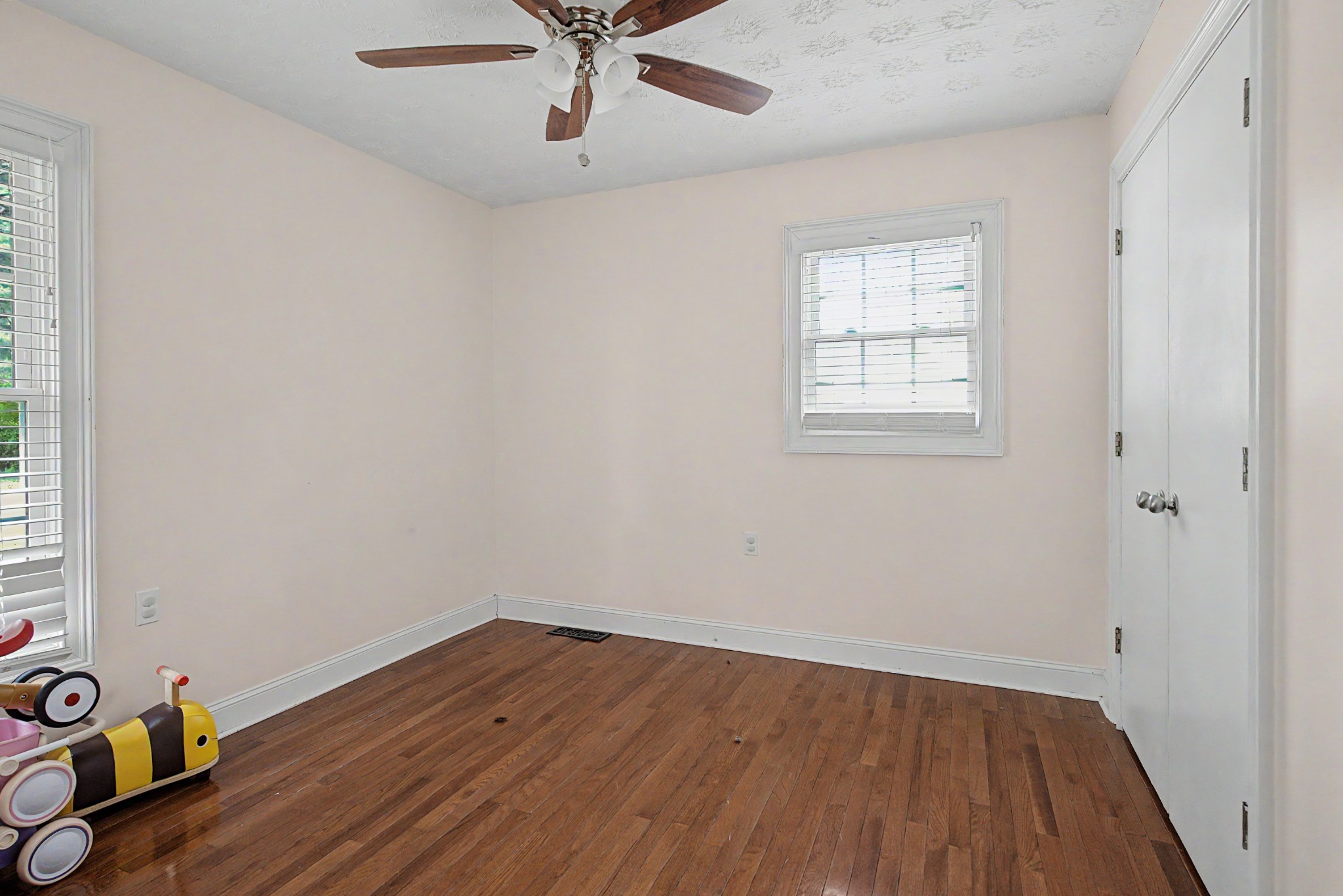 804 3rd Street Lawrenceburg, TN 38464 - Photo 30 of 31