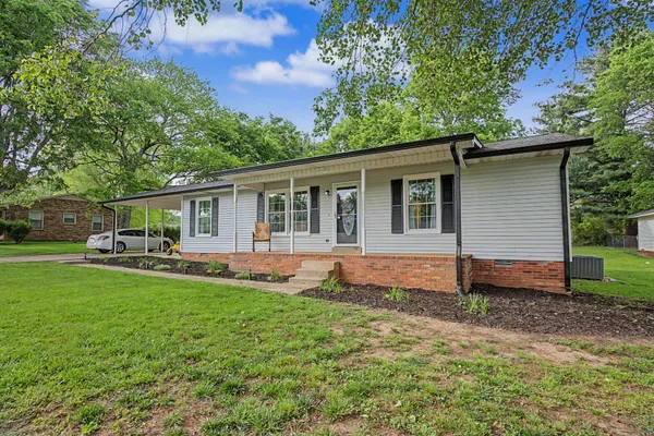 $234,999 | 804 3rd Street, Lawrenceburg, TN 38464