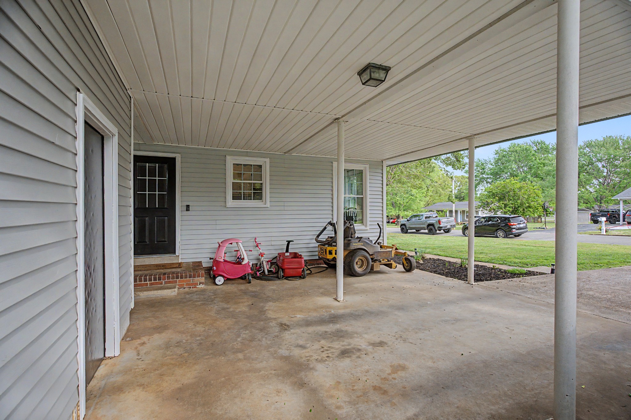 804 3rd Street Lawrenceburg, TN 38464 - Photo 10 of 31