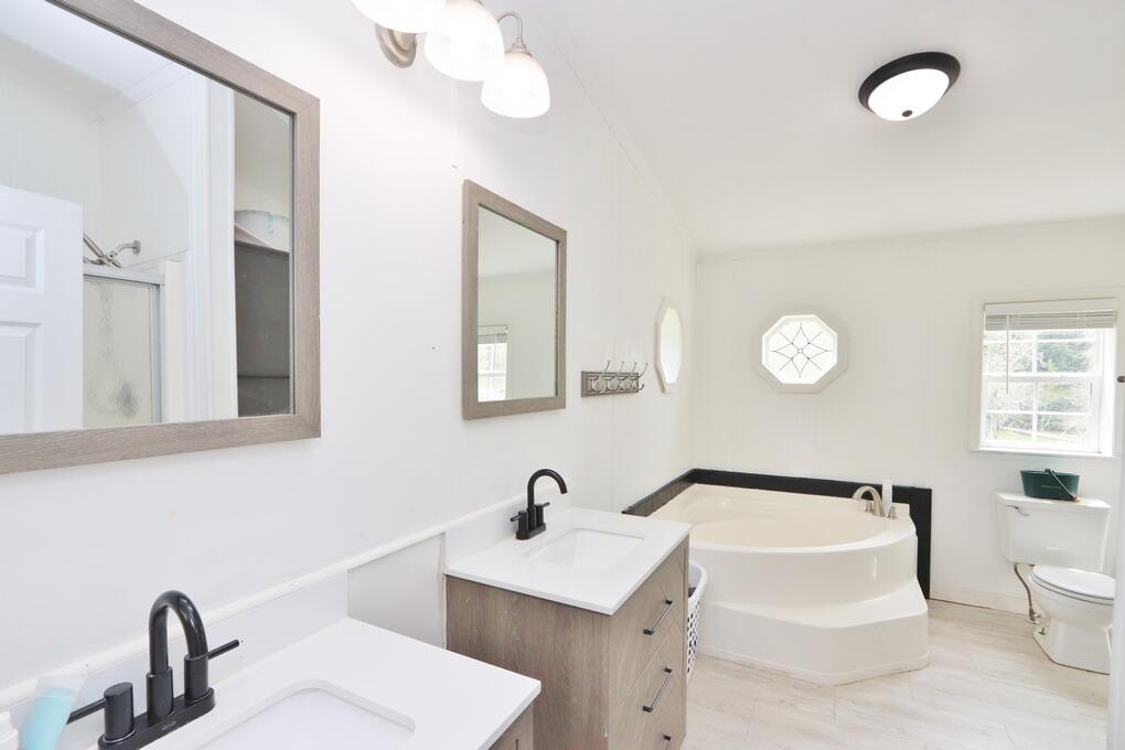 111 Rebel Hill Road Clifton, ME 04428 - Photo 18 of 28