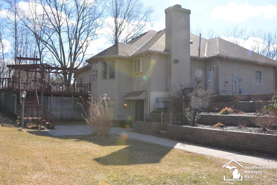 2806 Consear Road Lambertville, MI 48144 - Photo 33 of 36 31373329-32.JPG