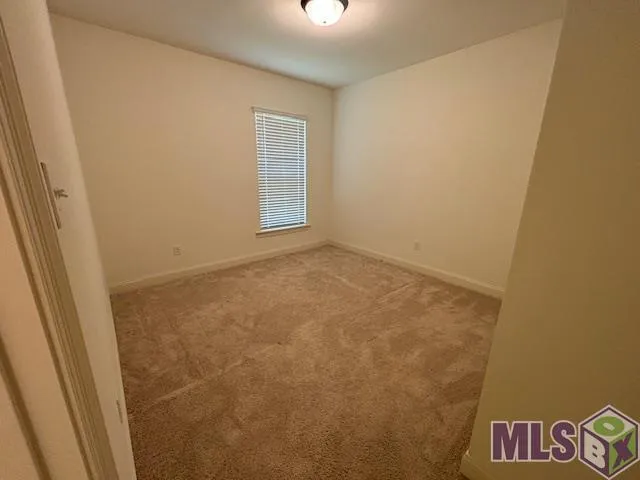 $2,300 | 38404 Queen Street, Prairieville, LA 70769