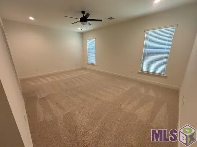 $2,300 | 38404 Queen Street, Prairieville, LA 70769