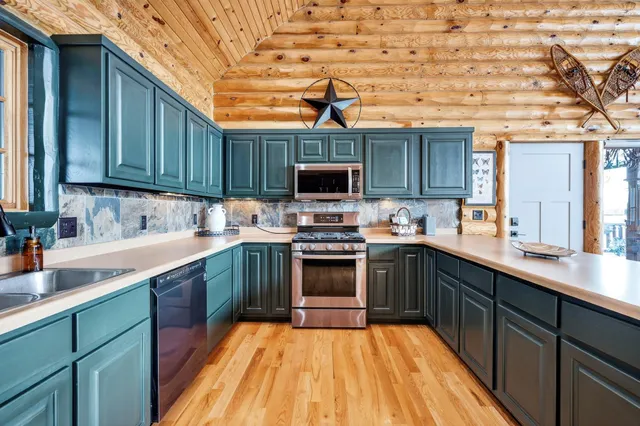 $1,399,500 | 2891 Todd Pk Road, Sarona, WI 54870