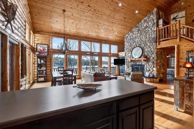 $1,399,500 | 2891 Todd Pk Road, Sarona, WI 54870