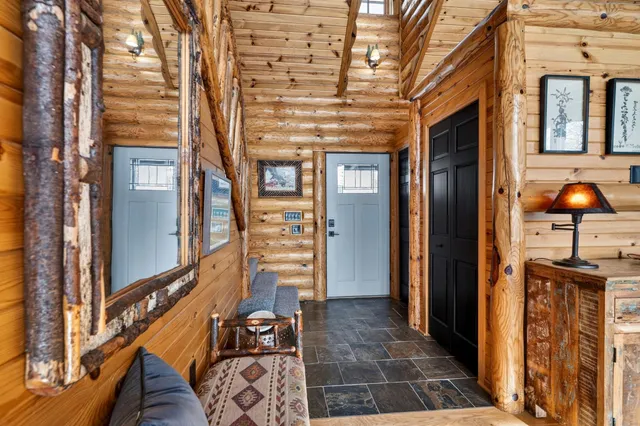 $1,399,500 | 2891 Todd Pk Road, Sarona, WI 54870