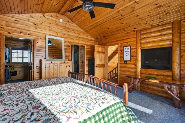 $1,399,500 | 2891 Todd Pk Road, Sarona, WI 54870