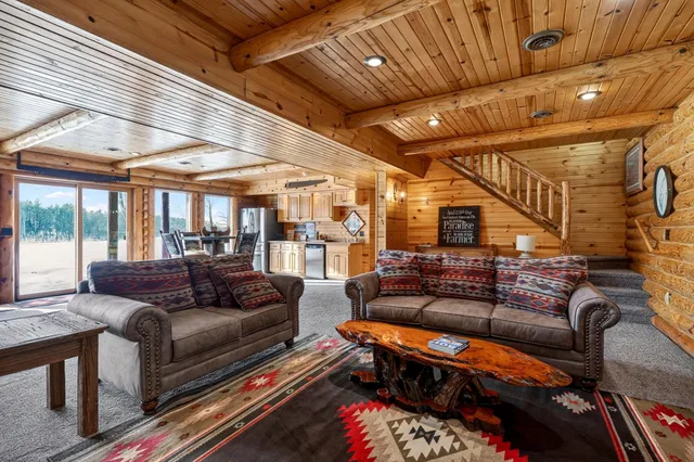 $1,399,500 | 2891 Todd Pk Road, Sarona, WI 54870