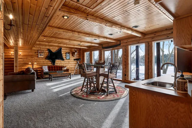 $1,399,500 | 2891 Todd Pk Road, Sarona, WI 54870