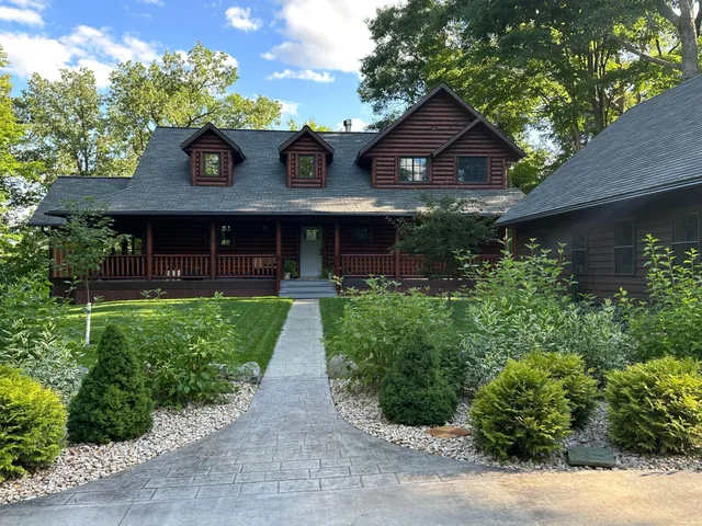 $1,399,500 | 2891 Todd Pk Road, Sarona, WI 54870