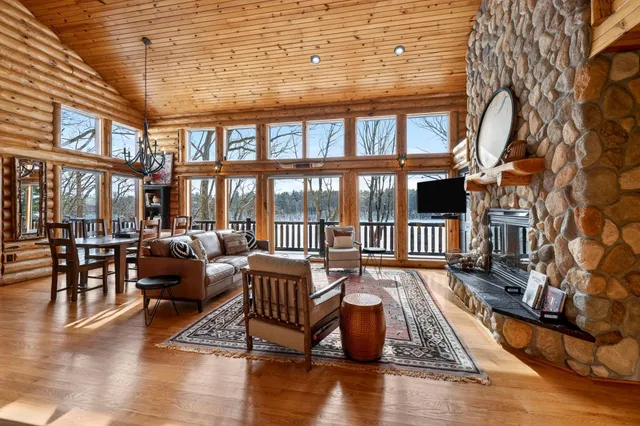 $1,399,500 | 2891 Todd Pk Road, Sarona, WI 54870