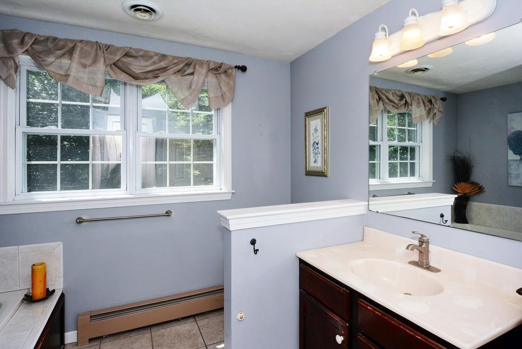 15 Crestview Drive Rutland, MA 01543 - Photo 28 of 34 Gallery Image 28