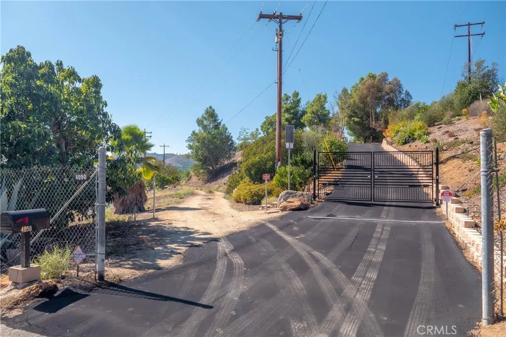 0 Mira Monte Road Fallbrook, CA 92028 - Photo 14 of 23 a view of a street with a tree in front of it