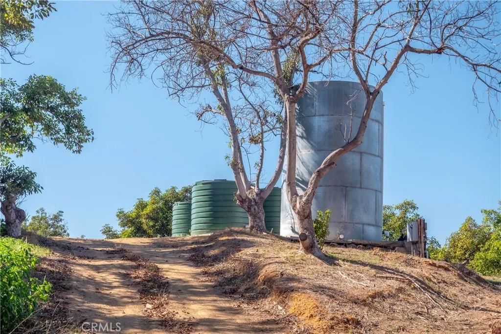 0 Mira Monte Road Fallbrook, CA 92028 - Photo 17 of 23 a backyard of a house with lots of green space