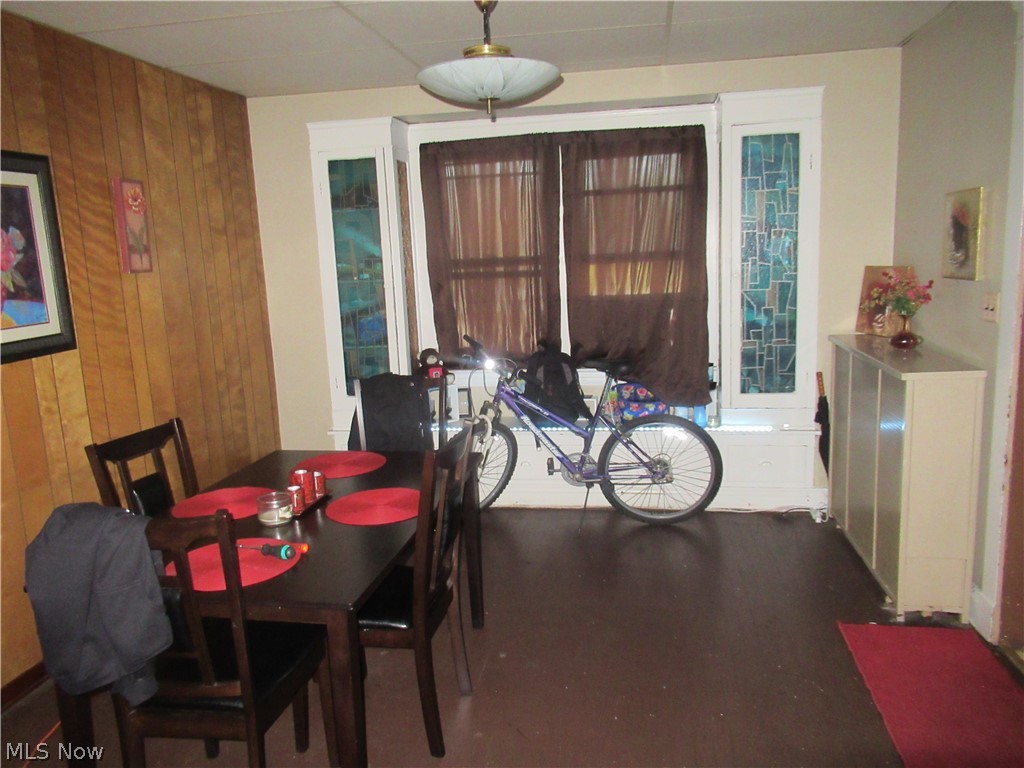 3693 Independence Road Cleveland, OH 44105 - Photo 4 of 22 Gallery Image 4