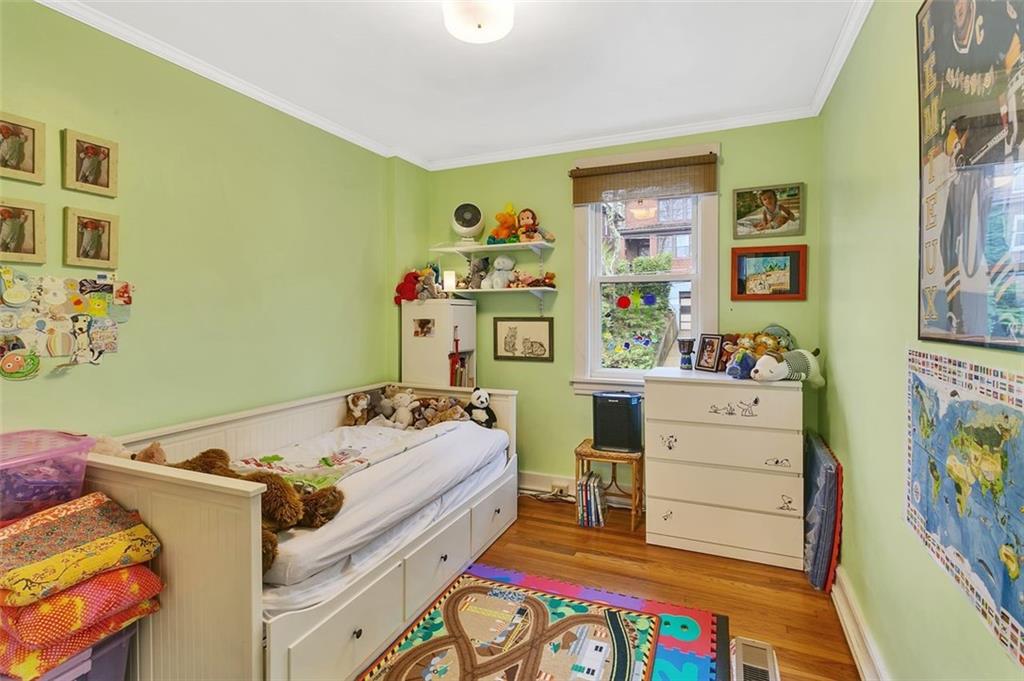 5244 Beeler Street Pittsburgh, PA 15217 - Photo 14 of 23 Gallery Image 14