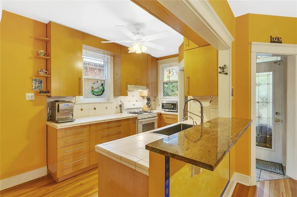5244 Beeler Street Pittsburgh, PA 15217 - Photo 8 of 23 Gallery Image 8