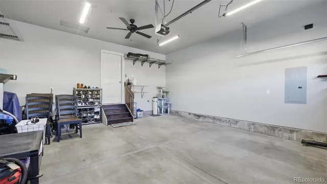 a view of a livingroom with furniture