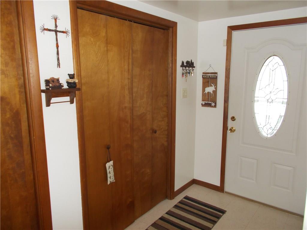 335 Silver Slipper Road Hookstown, PA 15050 - Photo 2 of 20