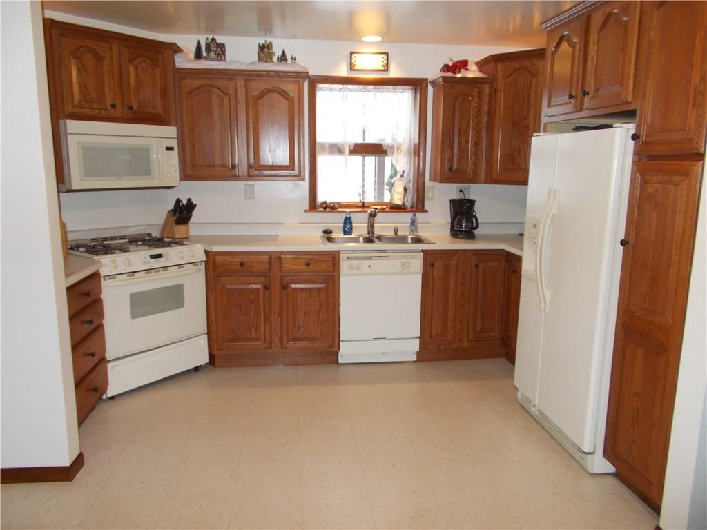 335 Silver Slipper Road Hookstown, PA 15050 - Photo 11 of 20