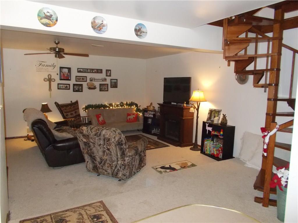 335 Silver Slipper Road Hookstown, PA 15050 - Photo 3 of 20
