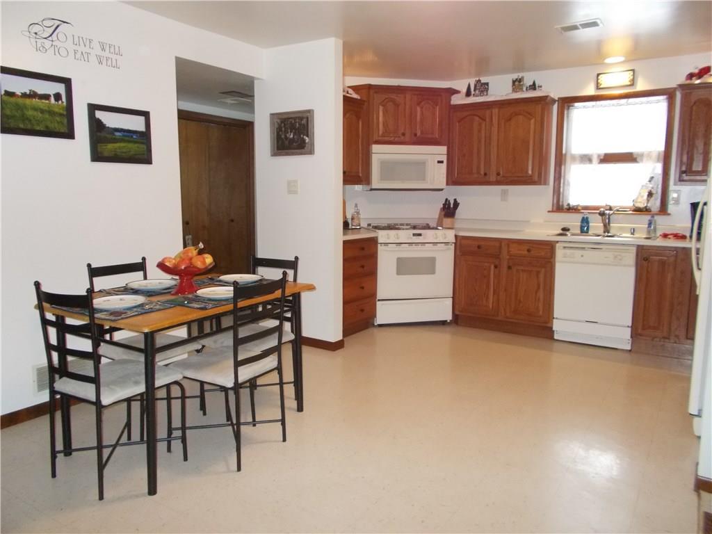 335 Silver Slipper Road Hookstown, PA 15050 - Photo 9 of 20