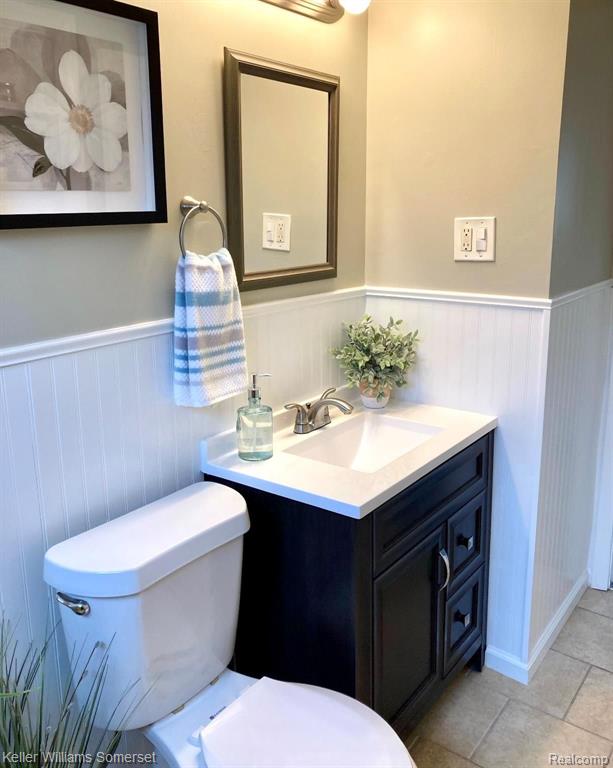 23695 Grabar Square Warren, MI 48089 - Photo 12 of 19