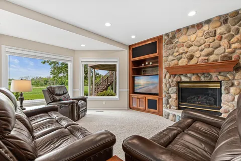 $1,425,000 | 6105 Wood Hill Lane, Independence, MN 55359