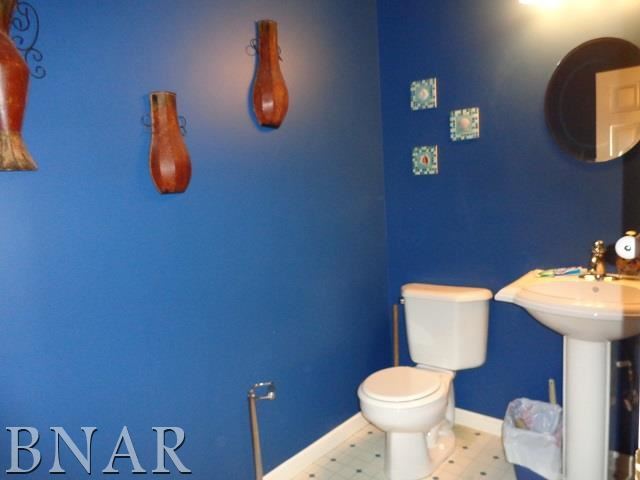 18333 Prairie Chapel Road Le Roy, IL 61752 - Photo 14 of 20