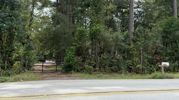 $2,790 | 14246 Farm To Market Road 1314, Conroe, TX 77302