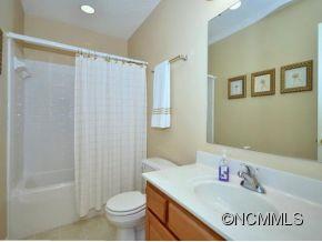 201 English Oak Road Fletcher, NC 28732 - Photo 15 of 19