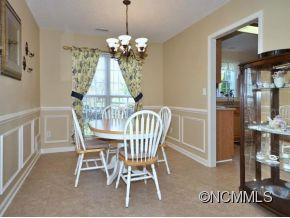 201 English Oak Road Fletcher, NC 28732 - Photo 4 of 19