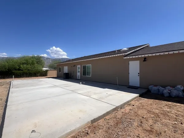 $2,500 | 15456 North Twin Lakes Drive, Tucson, AZ 85739
