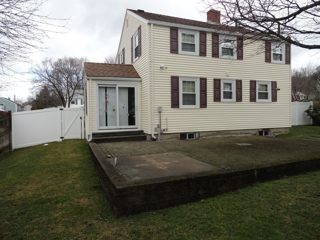 12 Terrier Road Medford, MA 02155 - Photo 9 of 11 Gallery Image 9