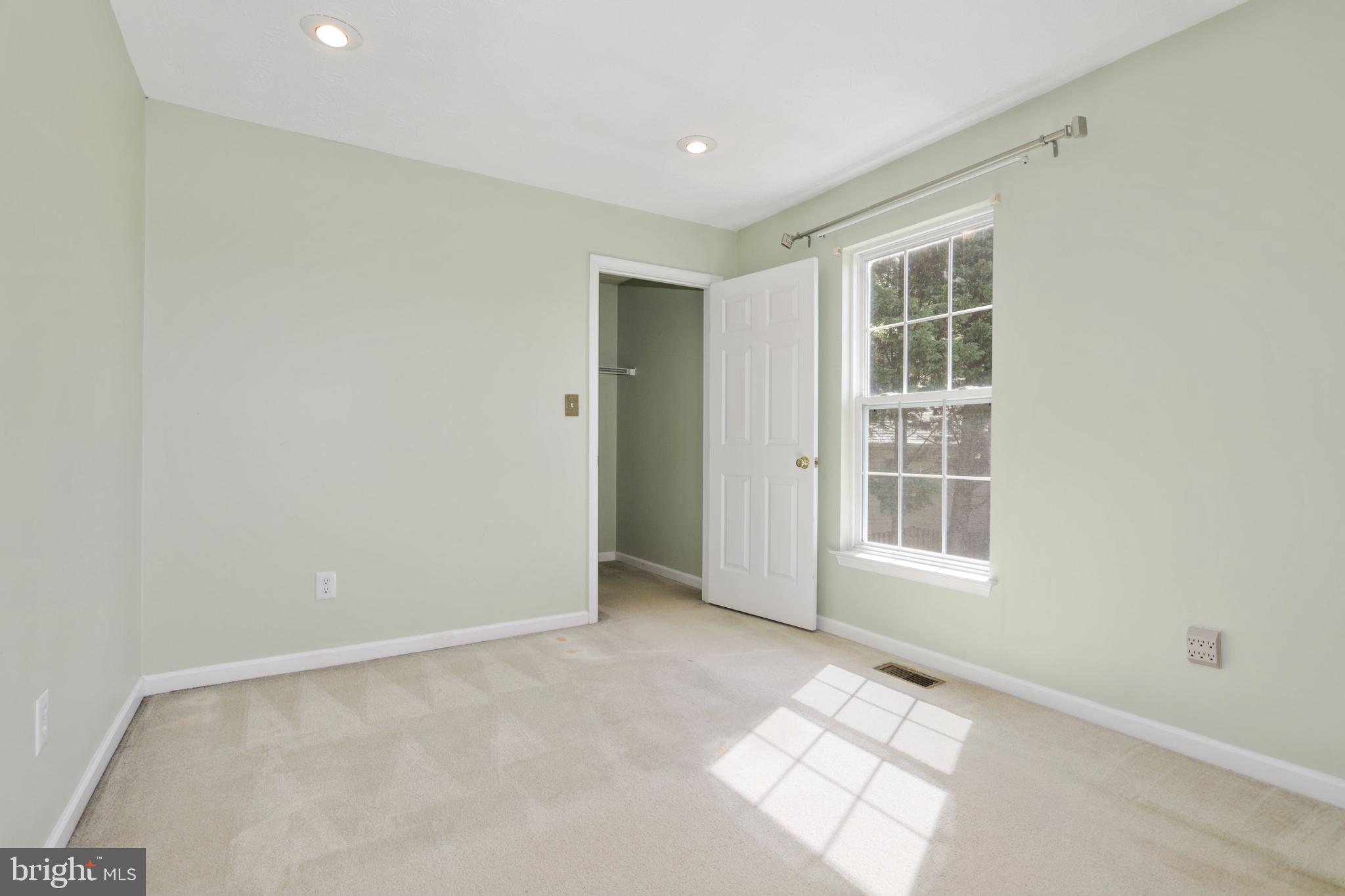 7643 Bear Forest Road Hanover, MD 21076 - Photo 16 of 23 an empty room with windows