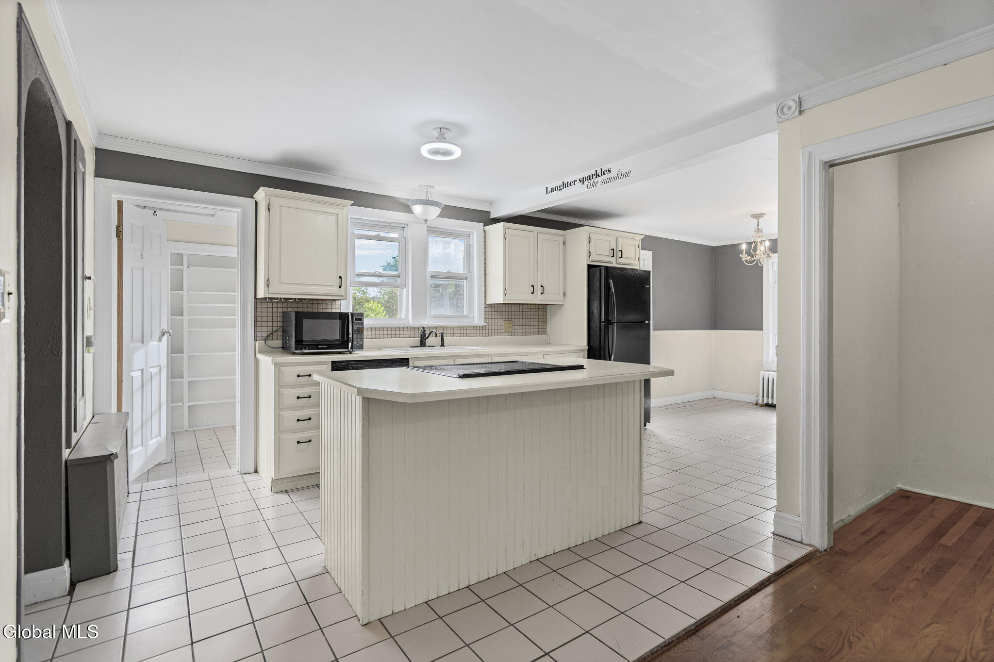 114 Old Loudon Road Colonie, NY 12110 - Photo 10 of 41 Kitchen