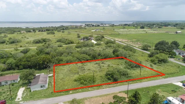 $30,000 | 528 South Vista Drive, Sandia, TX 78383