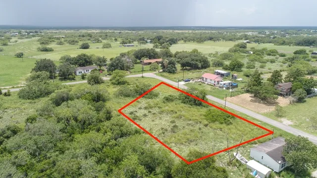$30,000 | 528 South Vista Drive, Sandia, TX 78383