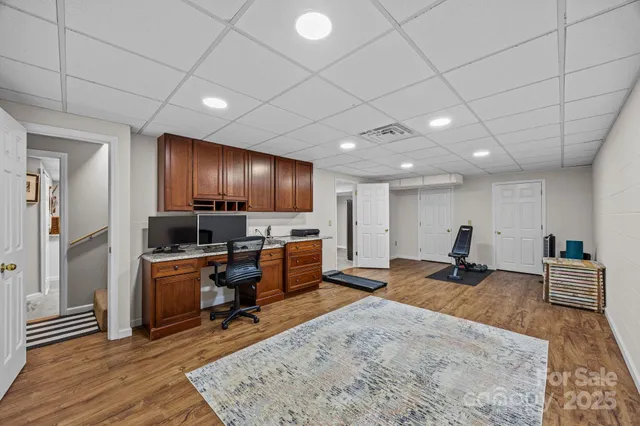 $825,000 | 235 Petersburg View Drive, Marshall, NC 28753